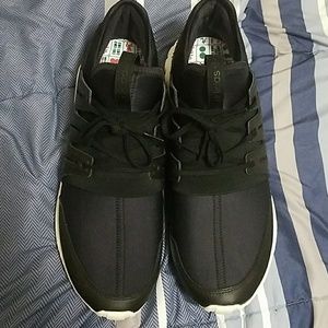 Adidas Tubular Radial